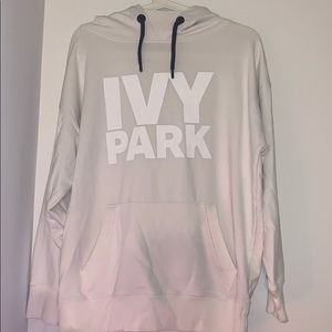 IVY PARK sweatshirt